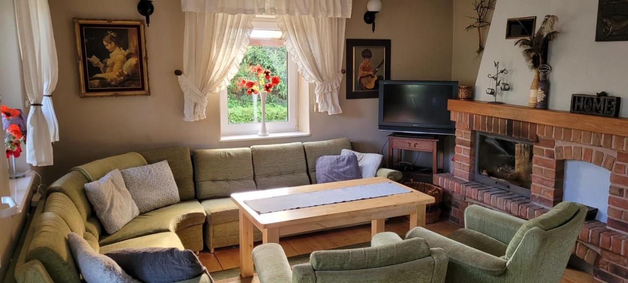 Cudodomek Na Mazurach W Woszczelach Kolo Elku Extérieur photo